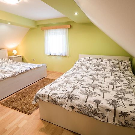 Holiday Home Blue Sky Globocice Екстериор снимка